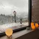 Ecottage для двох у горах із чаном-джакузі Chalé Slavske