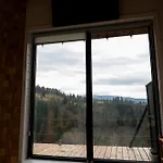 Chalé Ecottage для двох у горах із чаном-джакузі Slavske