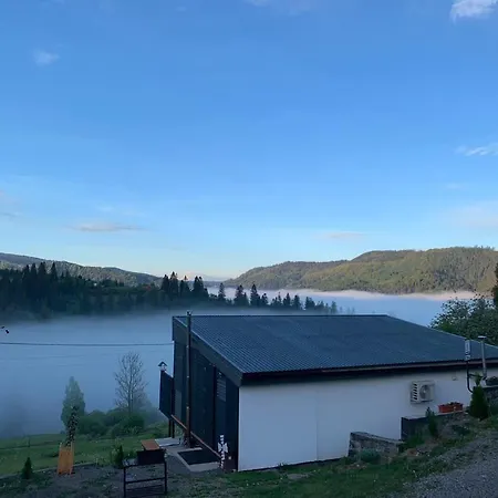 Ecottage для двох у горах із чаном-джакузі Chalet Slavske