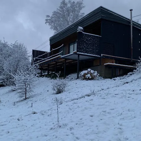 Ecottage для двох у горах із чаном-джакузі Alpstuga Slavske