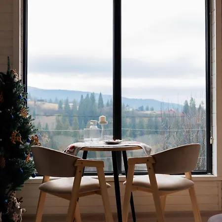 Ecottage для двох у горах із чаном-джакузі Slavske