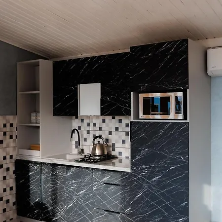 Ecottage для двох у горах із чаном-джакузі * Slavske