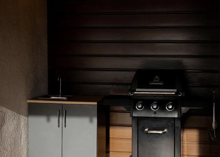 Ecottage для двох у горах із чаном-джакузі בקתה סלאבסקה