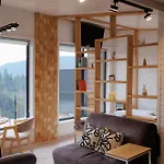 Ecottage для двох у горах із чаном-джакузі 木屋