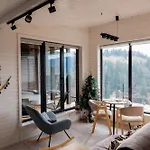 Ecottage для двох у горах із чаном-джакузі *